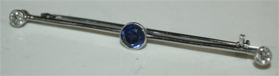 Diamond bar brooch